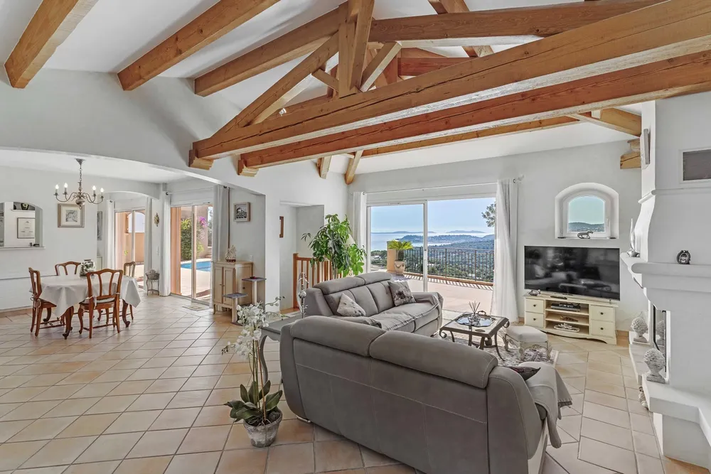 La Croix-Valmer, 83420, France