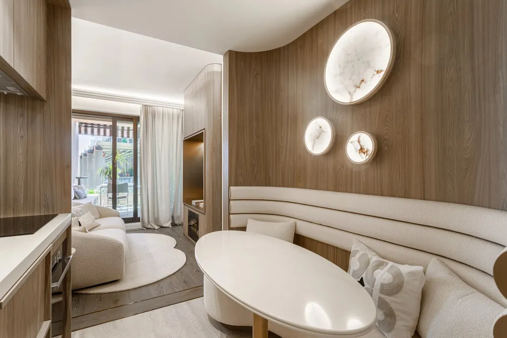 Monaco (La Rousse / Saint-Roman), 98000, Monaco