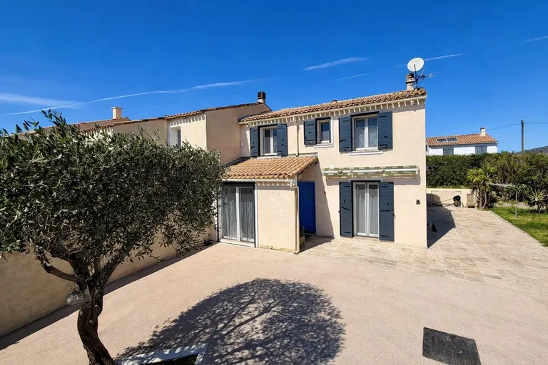 Cogolin, 83310, France