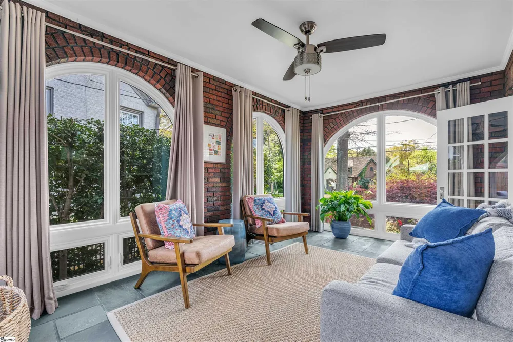 209 Cleveland St, Greenville, SC 29601