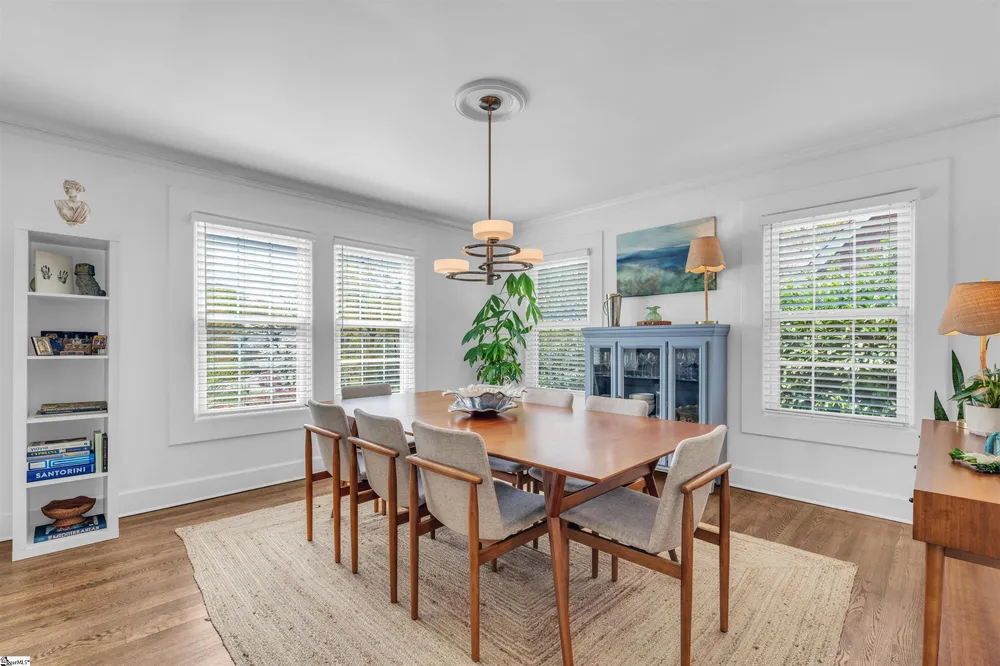 209 Cleveland St, Greenville, SC 29601