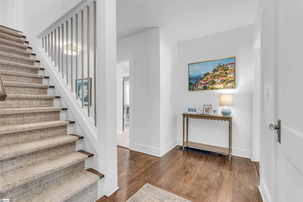 209 Cleveland St, Greenville, SC 29601