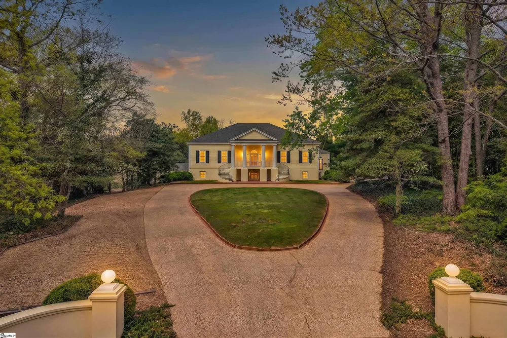 644 Altamont Rd, Greenville, SC 29609