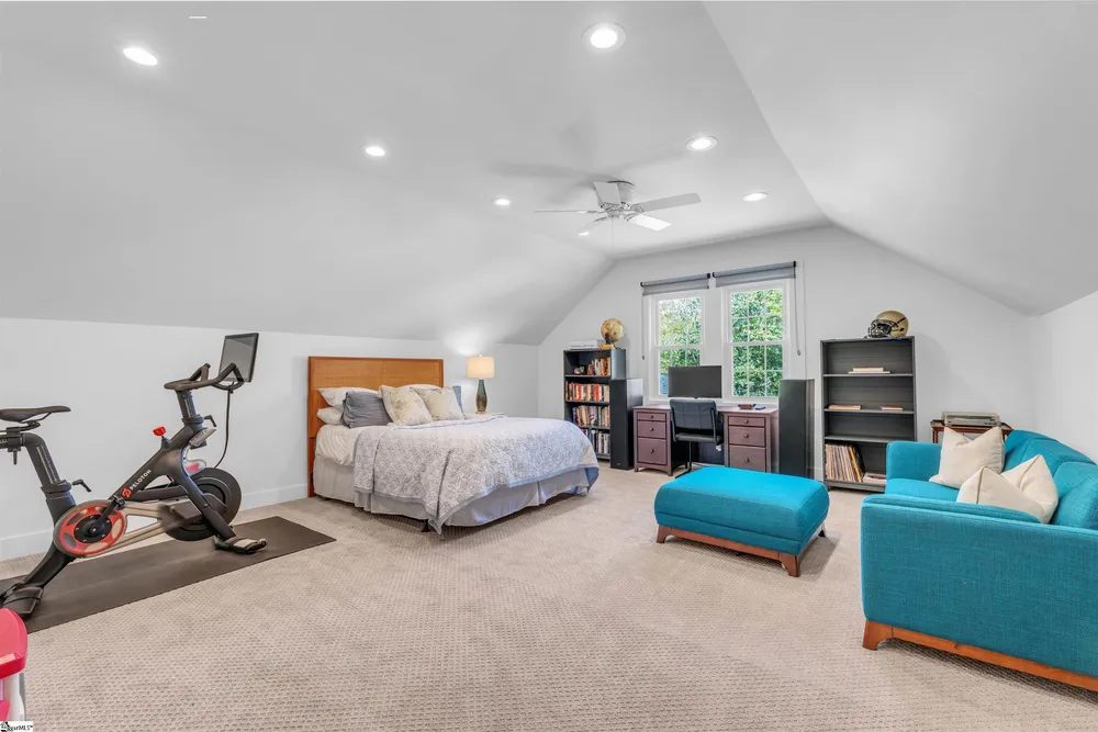 209 Cleveland St, Greenville, SC 29601