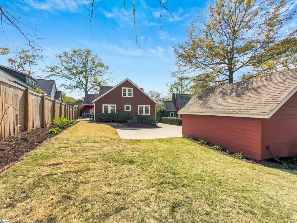 209 Cleveland St, Greenville, SC 29601