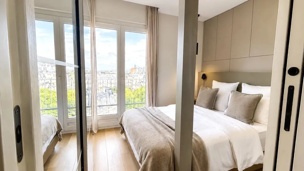 Paris 16th (Porte-Dauphine), 75116, France