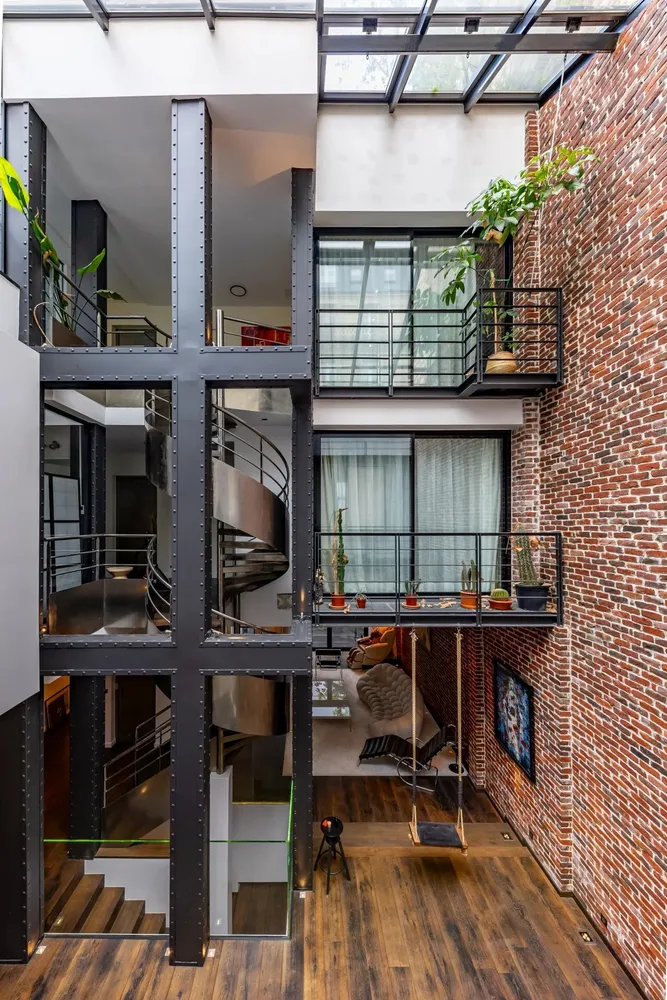 Paris 17th (Plaine-Monceau), 75017, France