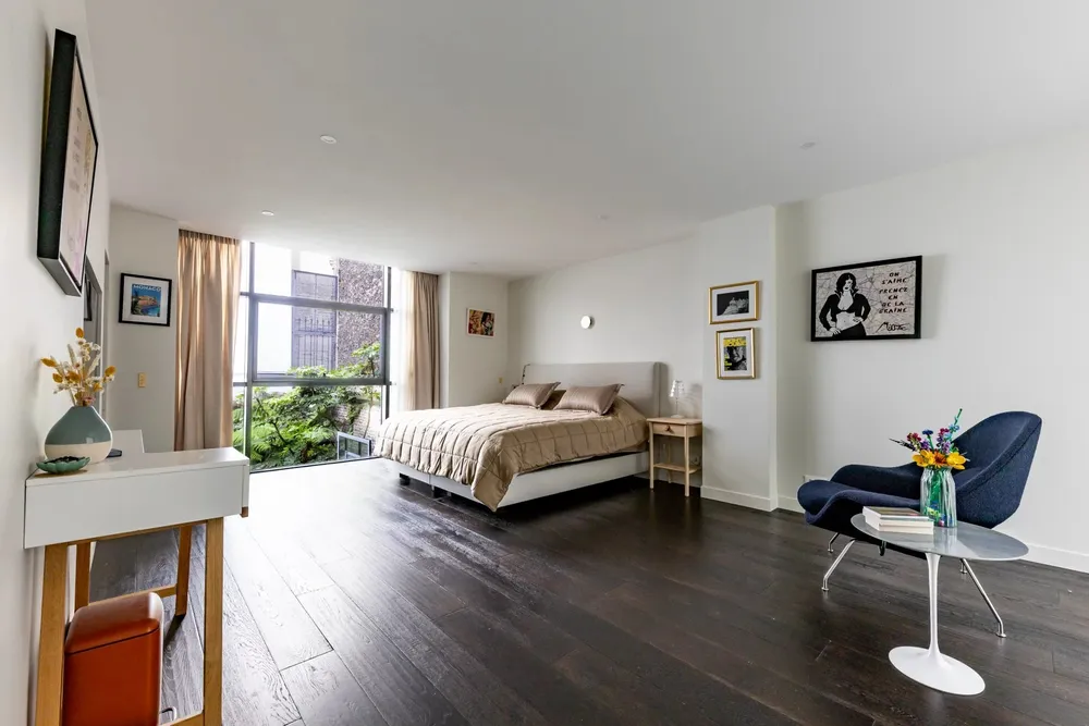 Paris 17th (Plaine-Monceau), 75017, France