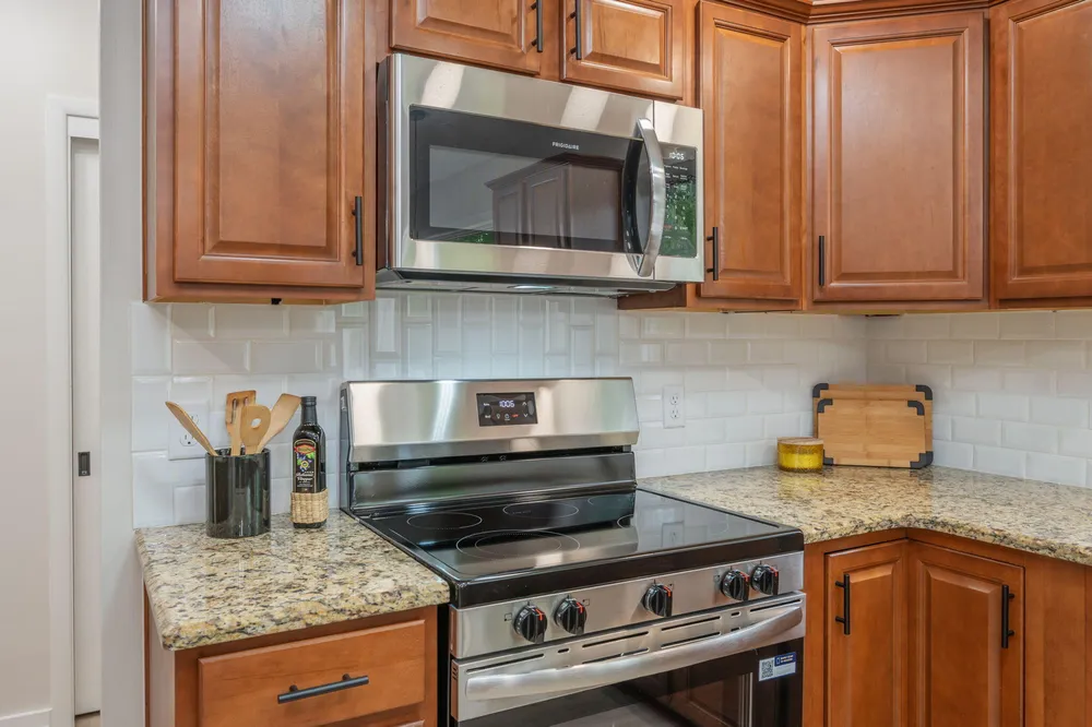 120 Jamestown Ave, Fort Walton Beach, FL 32547