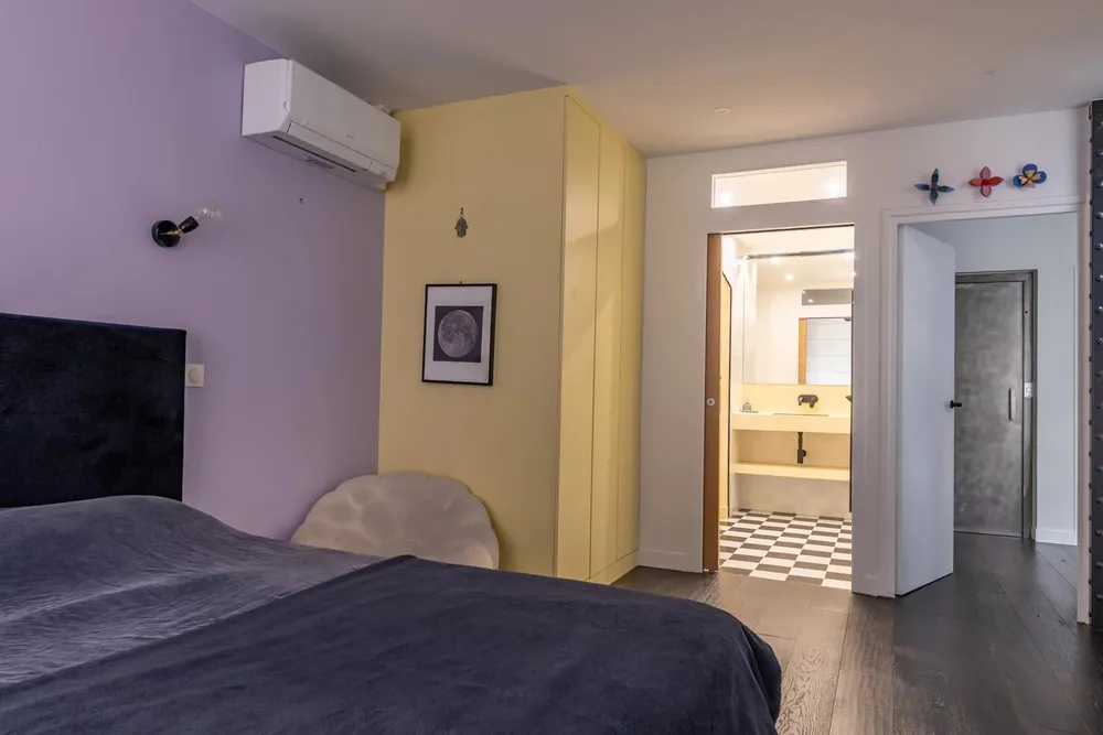 Paris 17th (Plaine-Monceau), 75017, France