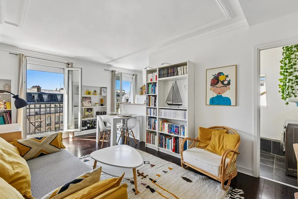 Paris 9th (Faubourg-Montmartre), 75009, France