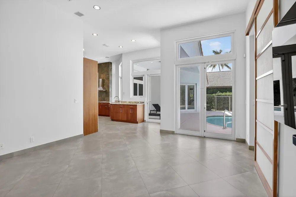 2647 Miller Ct, Weston, FL 33332