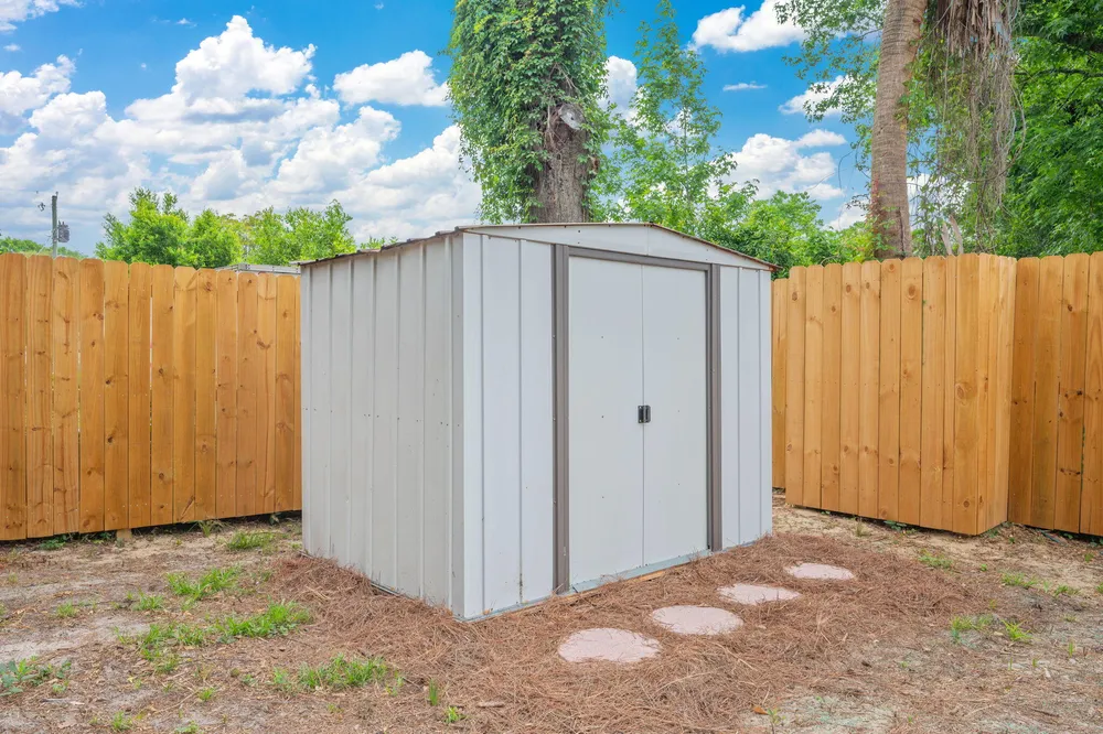 120 Jamestown Ave, Fort Walton Beach, FL 32547