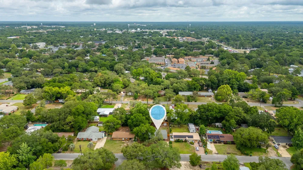 120 Jamestown Ave, Fort Walton Beach, FL 32547