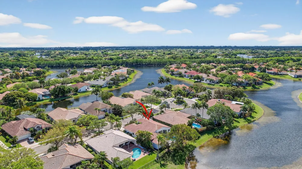 2647 Miller Ct, Weston, FL 33332
