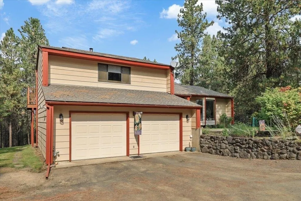 9105 S Sherman Rd, Spokane, WA 99224