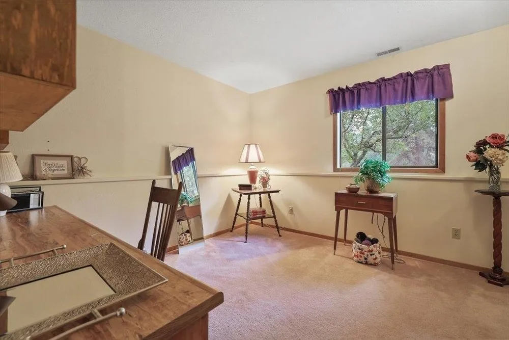 9105 S Sherman Rd, Spokane, WA 99224