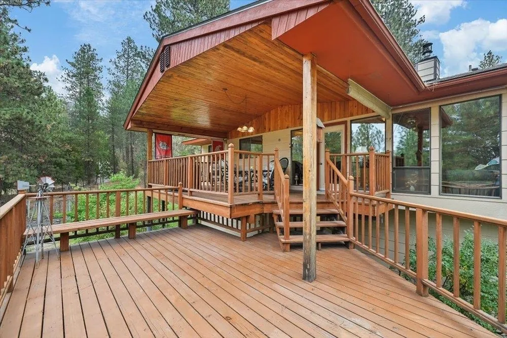 9105 S Sherman Rd, Spokane, WA 99224