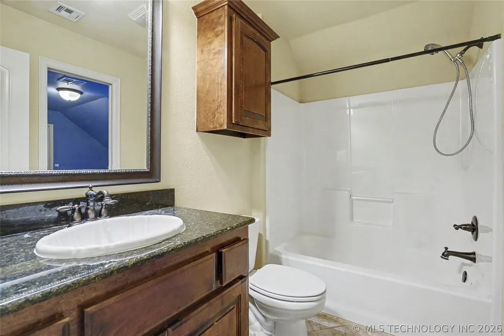 3108 S Gardenia Ct, Broken Arrow, OK 74012