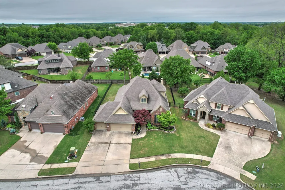 3108 S Gardenia Ct, Broken Arrow, OK 74012