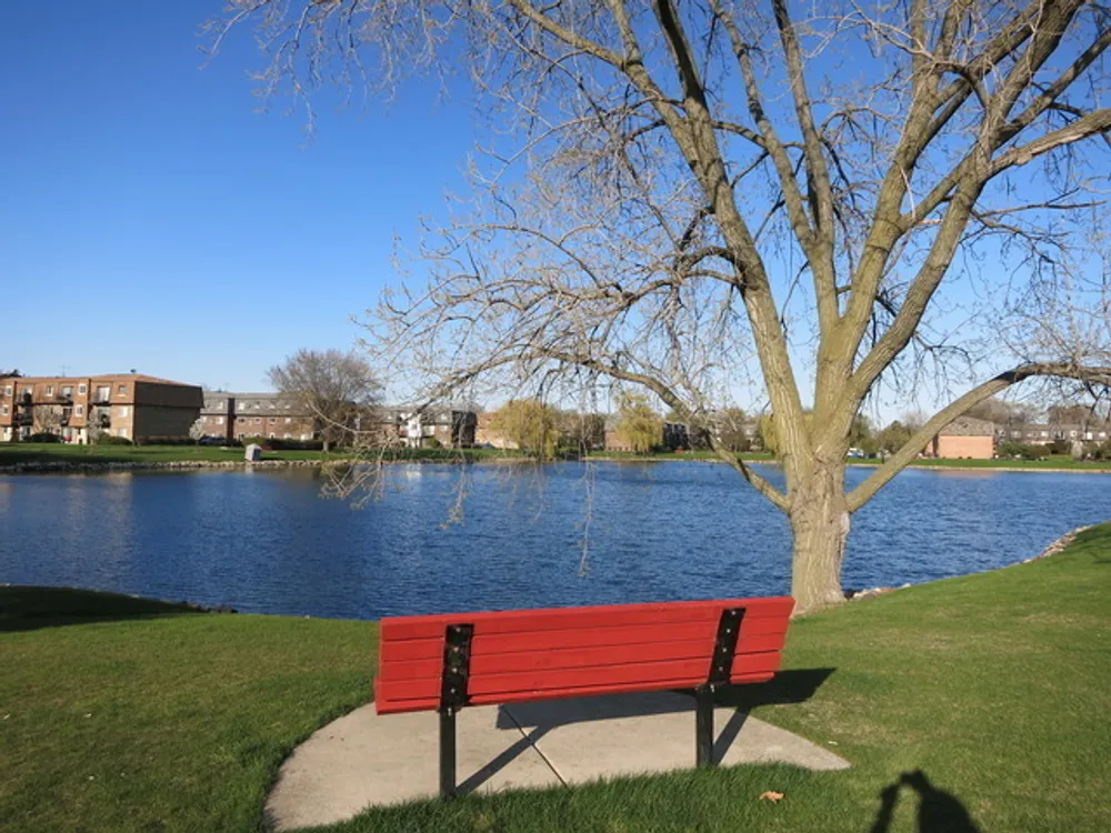 9481 Bay Colony Dr, Des Plaines, IL 60016