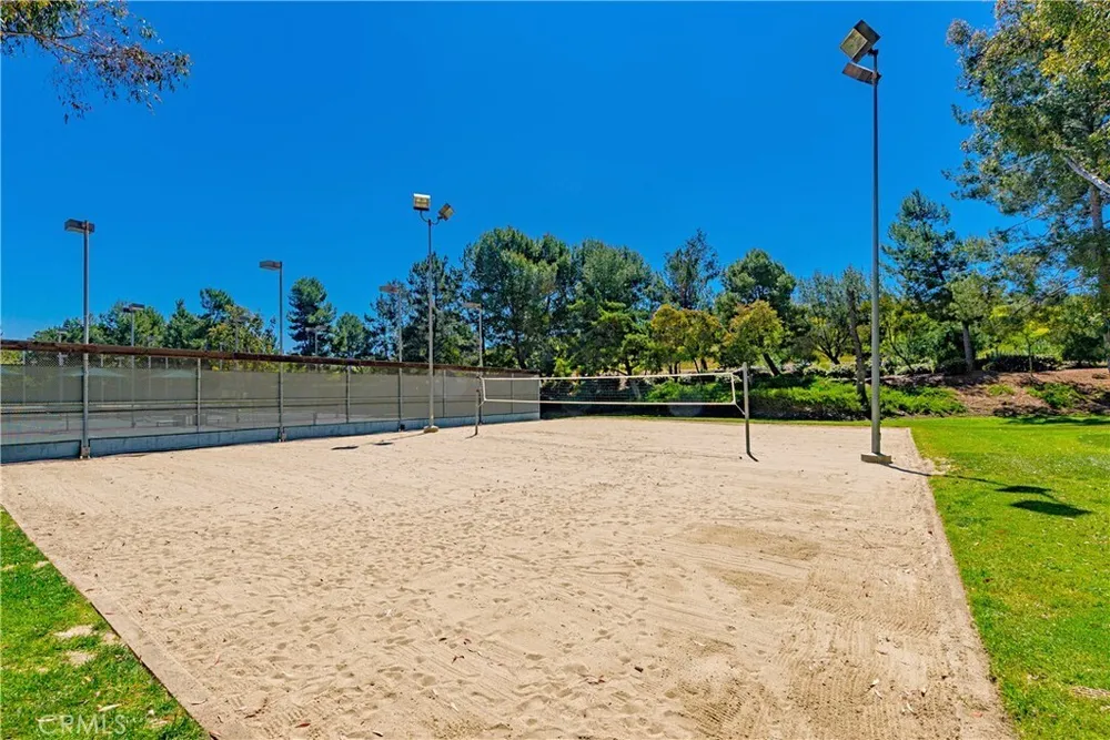 2 Evening Breeze, Irvine, CA 92603