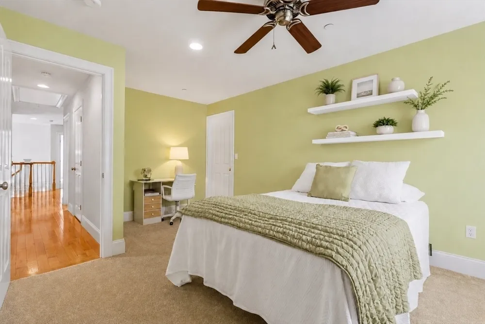 3 Pine Ridge Dr, Medway, MA 02053