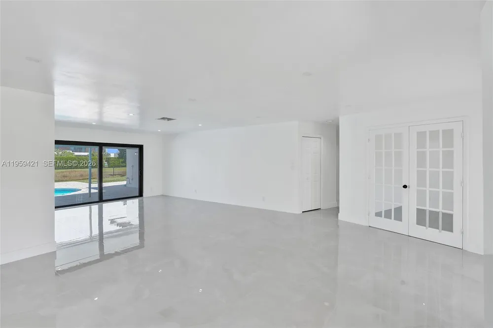 16653 Golfview Dr, Weston, FL 33326