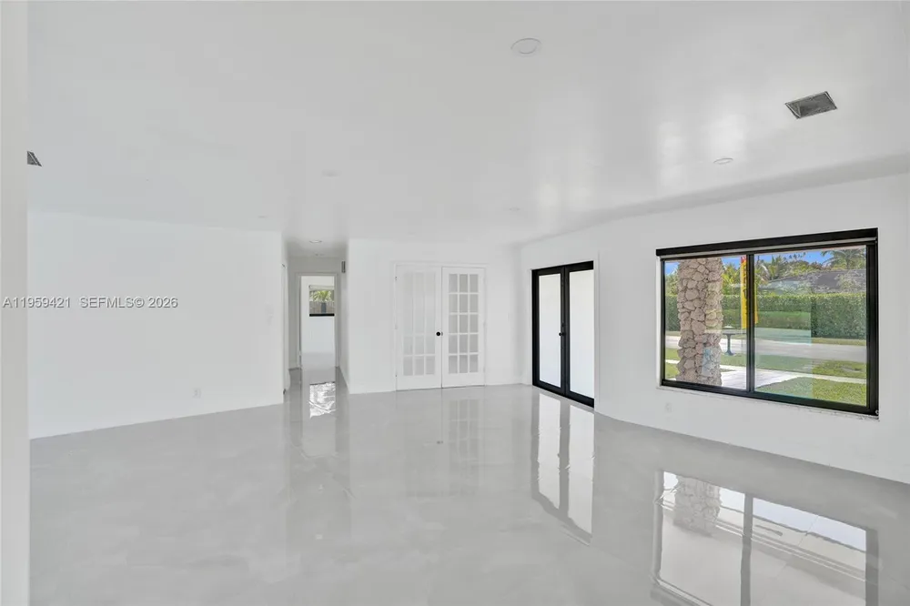 16653 Golfview Dr, Weston, FL 33326