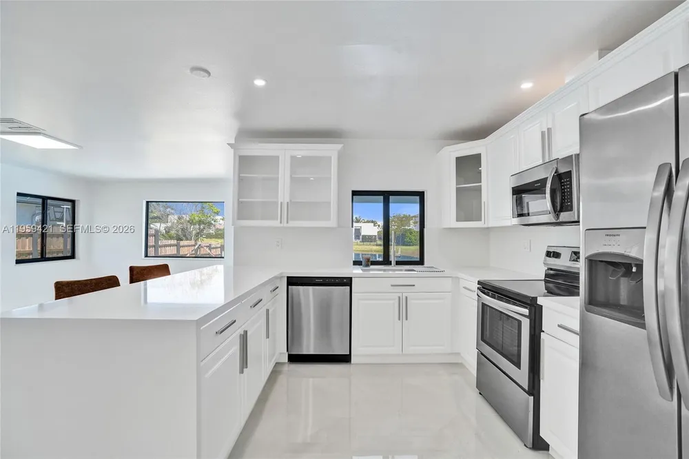 16653 Golfview Dr, Weston, FL 33326