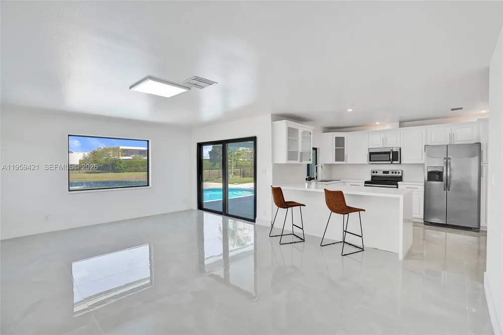 16653 Golfview Dr, Weston, FL 33326