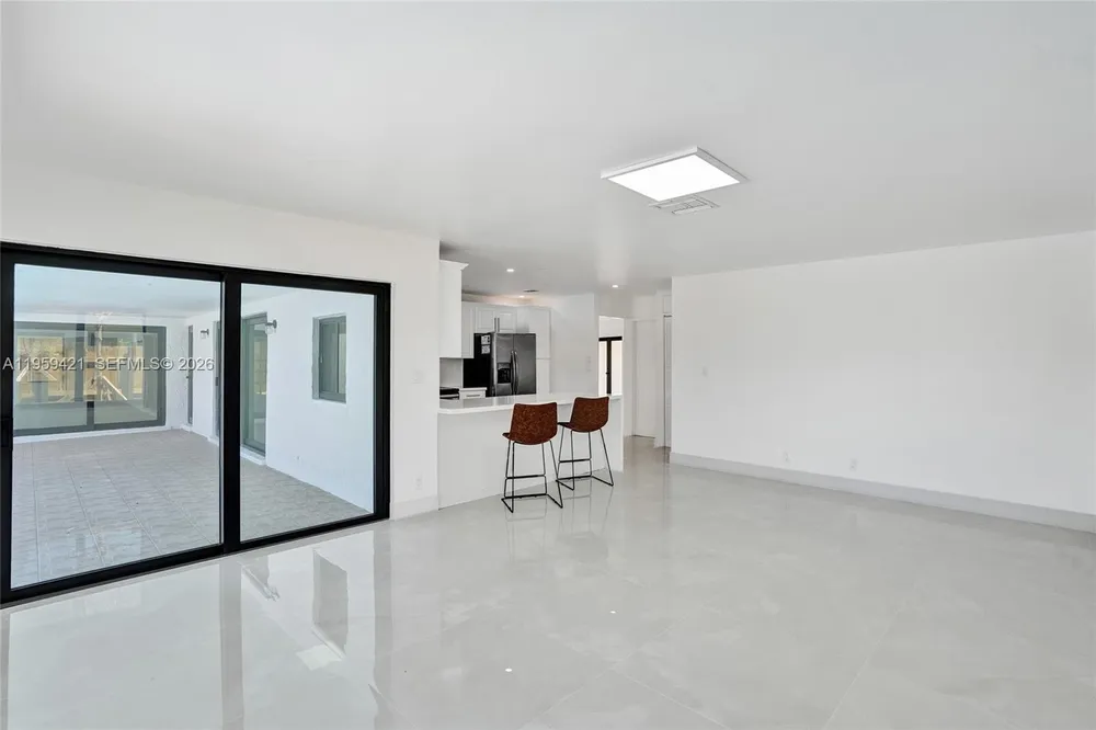 16653 Golfview Dr, Weston, FL 33326