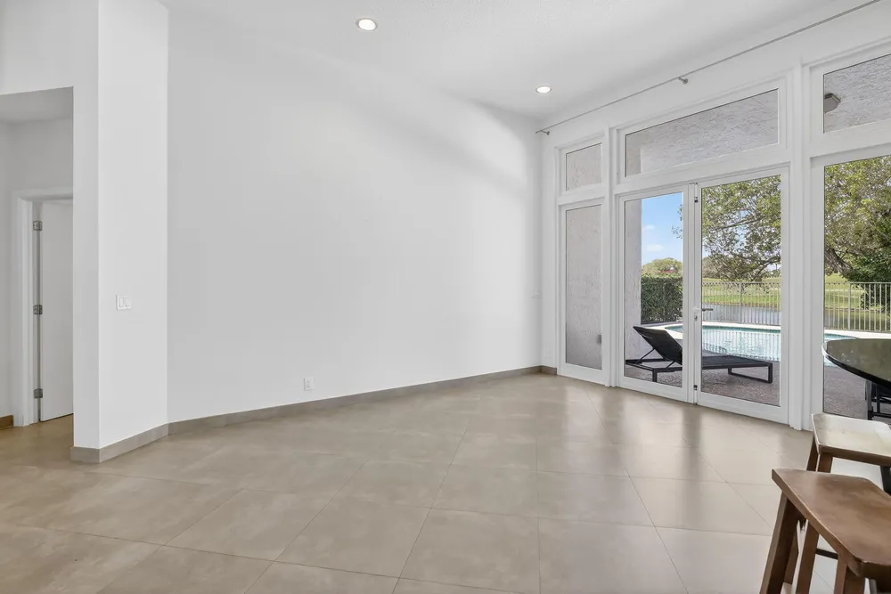 2647 Miller Ct, Weston, FL 33332