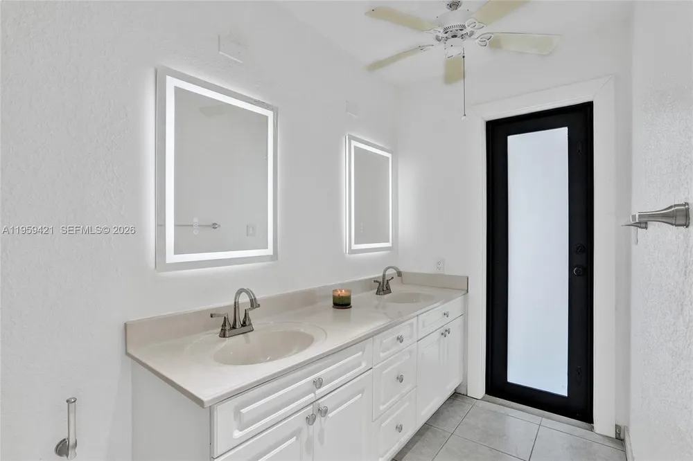 16653 Golfview Dr, Weston, FL 33326