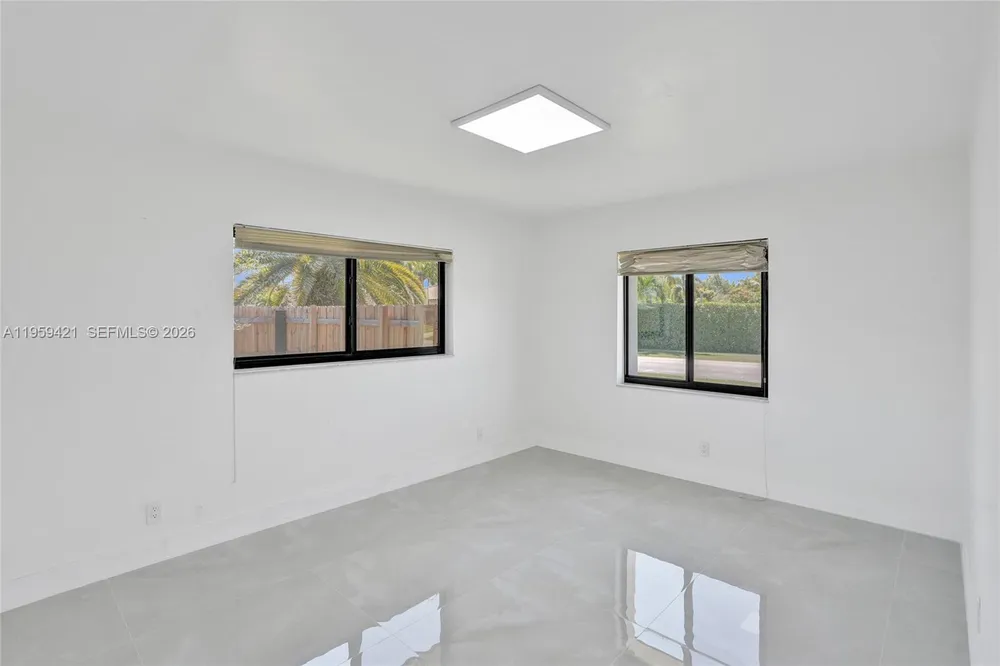 16653 Golfview Dr, Weston, FL 33326