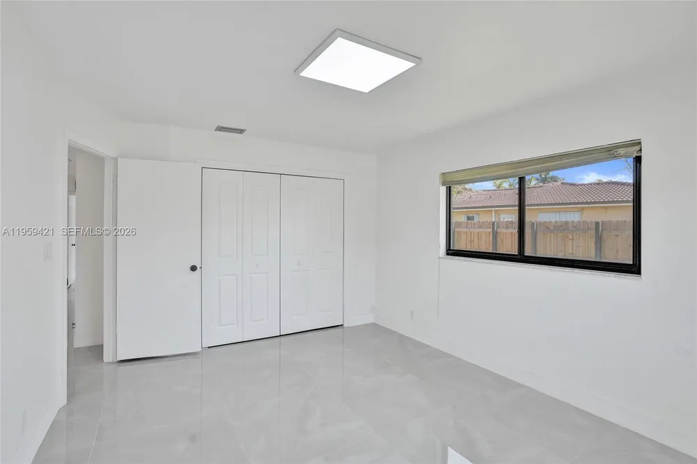 16653 Golfview Dr, Weston, FL 33326