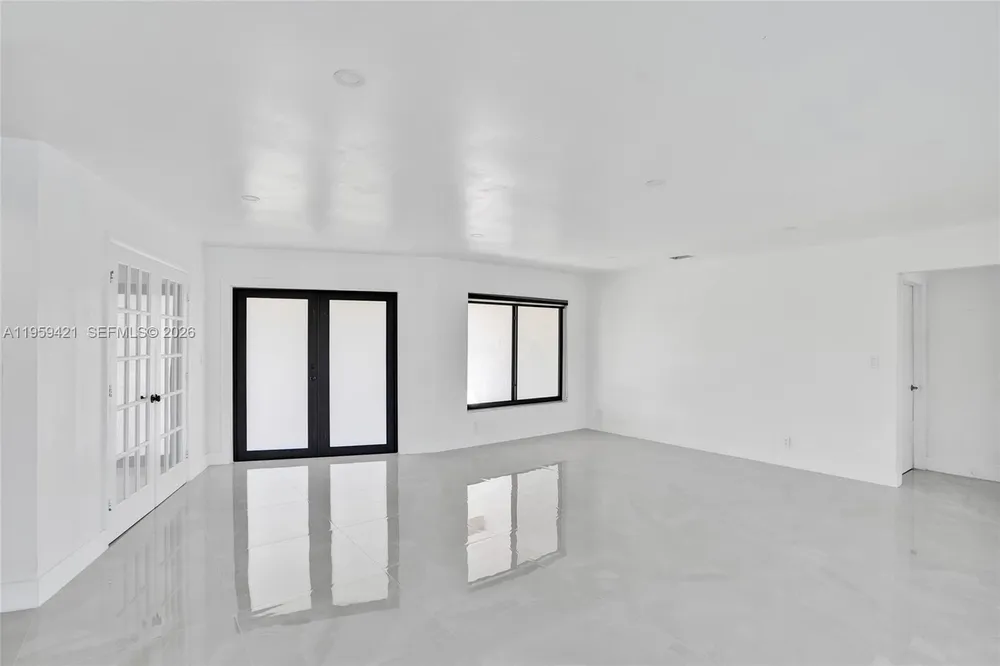 16653 Golfview Dr, Weston, FL 33326