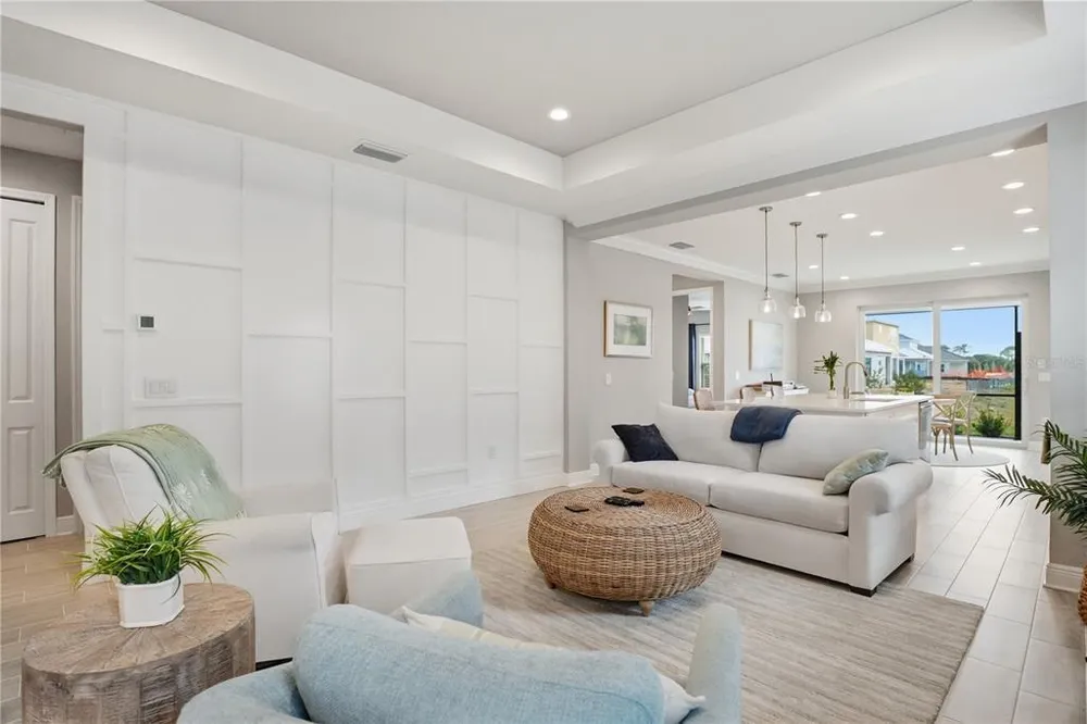 6515 Big Bayou Dr, Sarasota, FL 34241