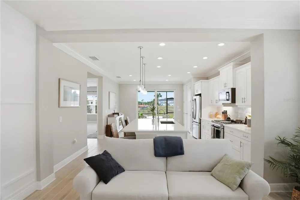 6515 Big Bayou Dr, Sarasota, FL 34241