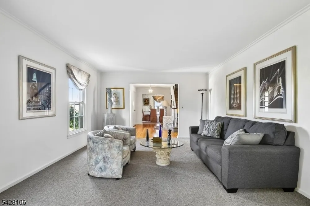 68 Center Ave, Morristown, NJ 07960