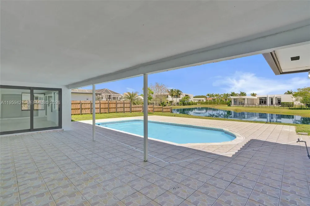 16653 Golfview Dr, Weston, FL 33326