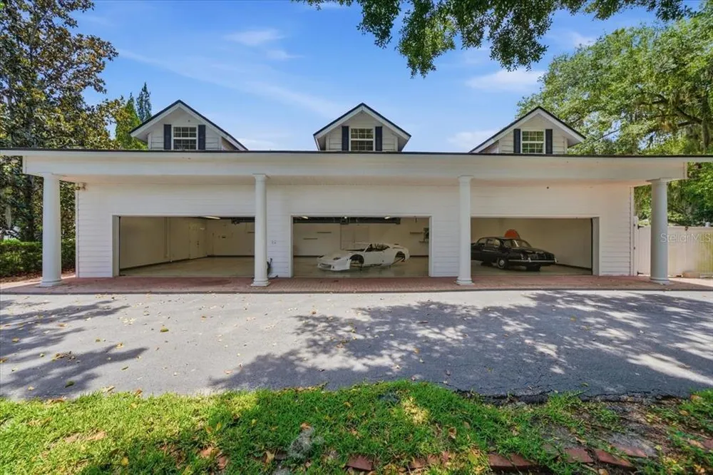 15612 Howell Park Ln, Tampa, FL 33625