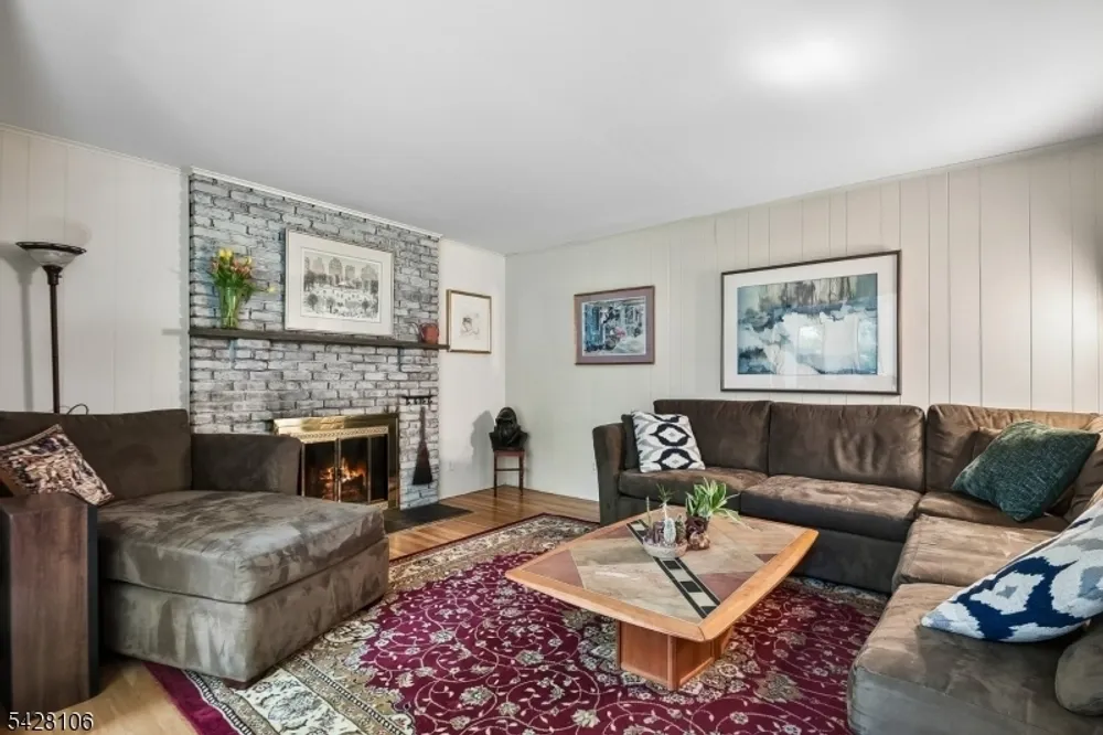 68 Center Ave, Morristown, NJ 07960