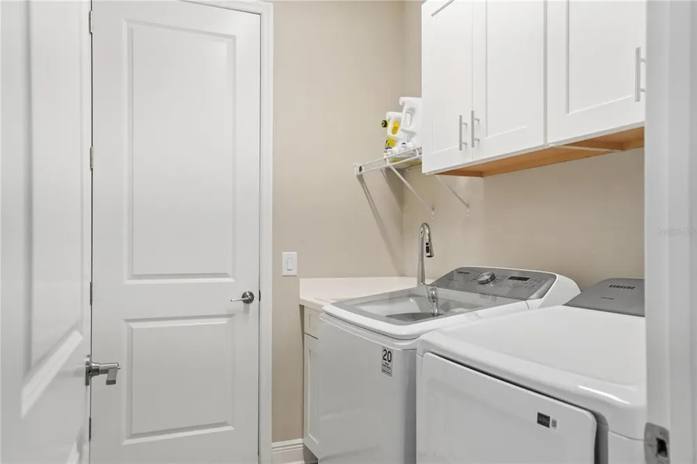 6515 Big Bayou Dr, Sarasota, FL 34241