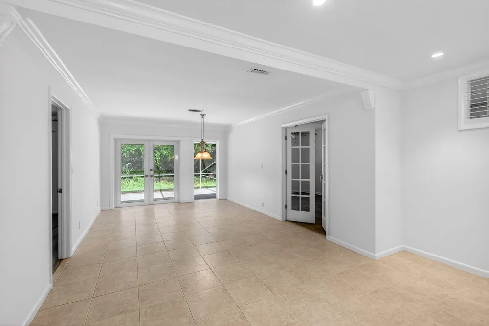 201 Del Rio Blvd, Boca Raton, FL 33432