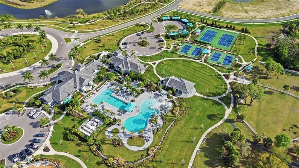 6515 Big Bayou Dr, Sarasota, FL 34241