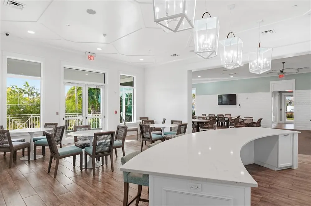 6515 Big Bayou Dr, Sarasota, FL 34241