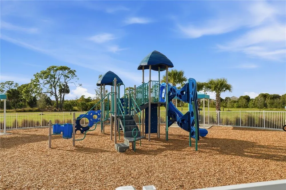 6515 Big Bayou Dr, Sarasota, FL 34241