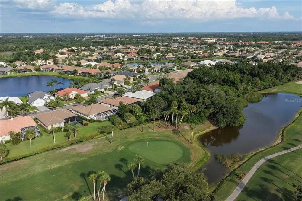 401 Marsh Creek Rd, Venice, FL 34292