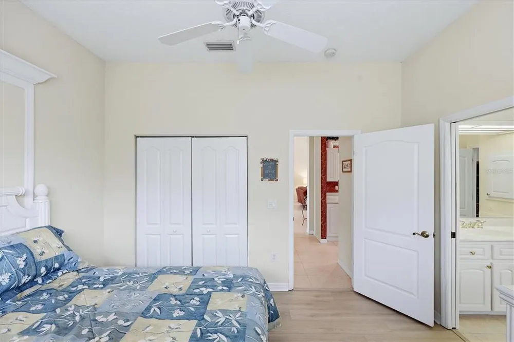 401 Marsh Creek Rd, Venice, FL 34292